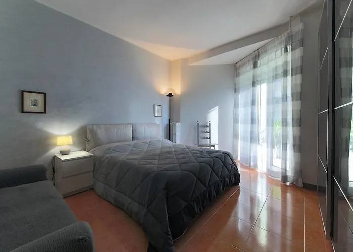 Private Parking - Family Home - 15 Min To Venice